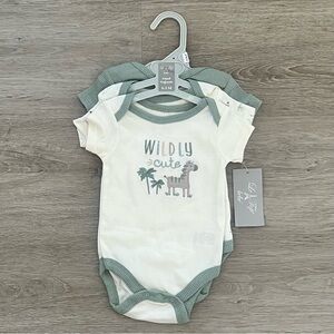 Onesie “Wildly Cute" Green-Trim (3-Pack) 0-3 months